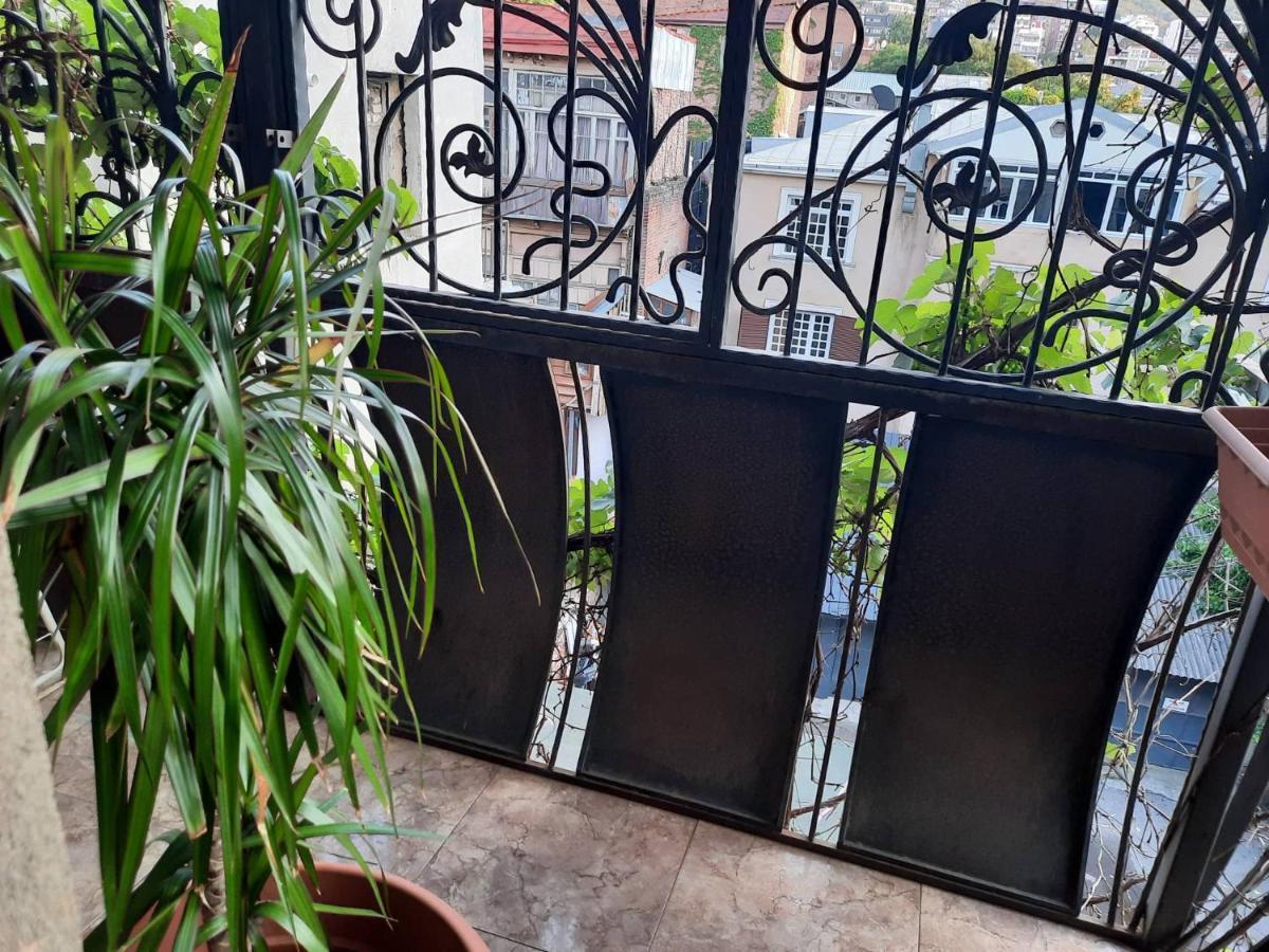Tbilisi Philharmonia Apartment מראה חיצוני תמונה