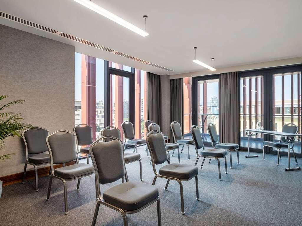 Tbilisi Philharmonia Apartment מתקנים תמונה