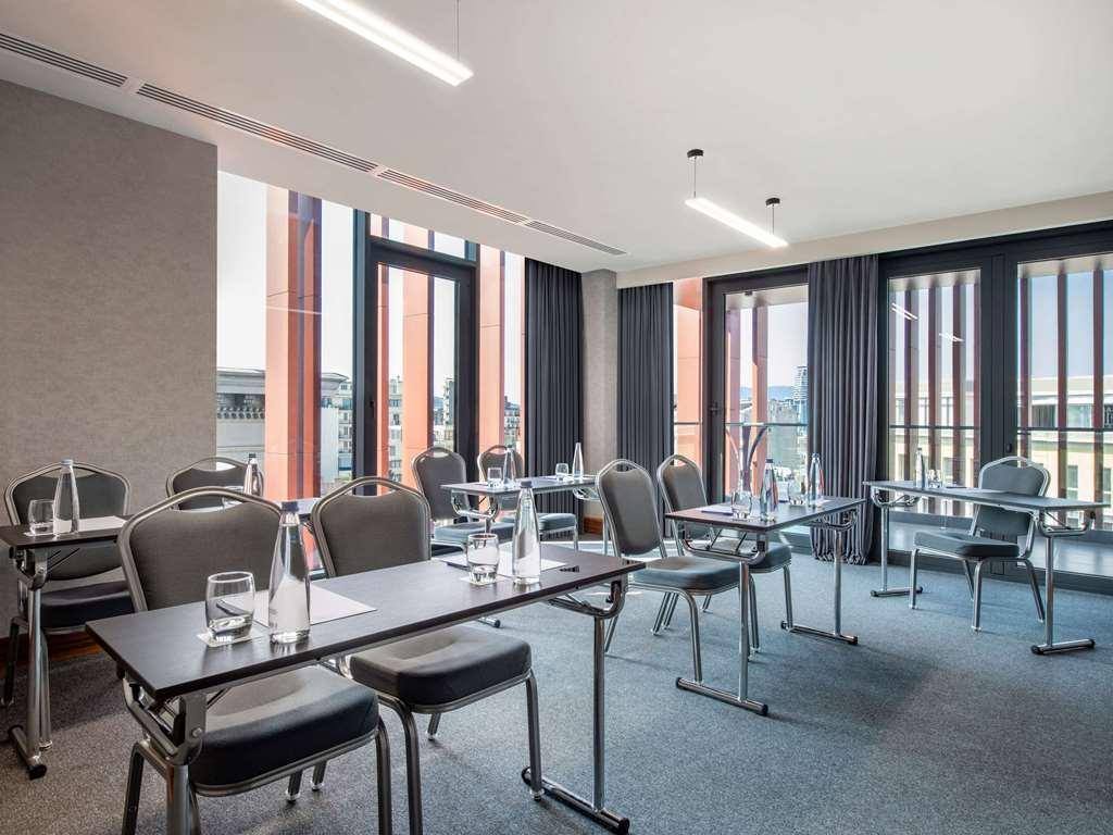 Tbilisi Philharmonia Apartment מתקנים תמונה